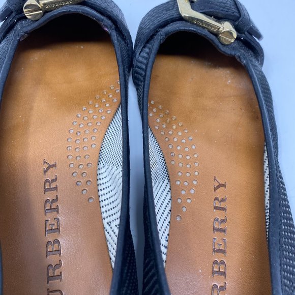 burberry slip on flats w/ buckle - Picture 10 of 10